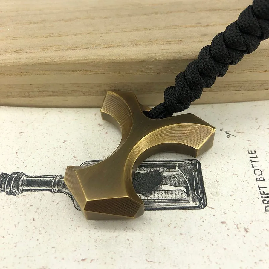 car safey Brass Cross Shaped Tiger Self-defense Weapon Breaks Through The Window To Escape
