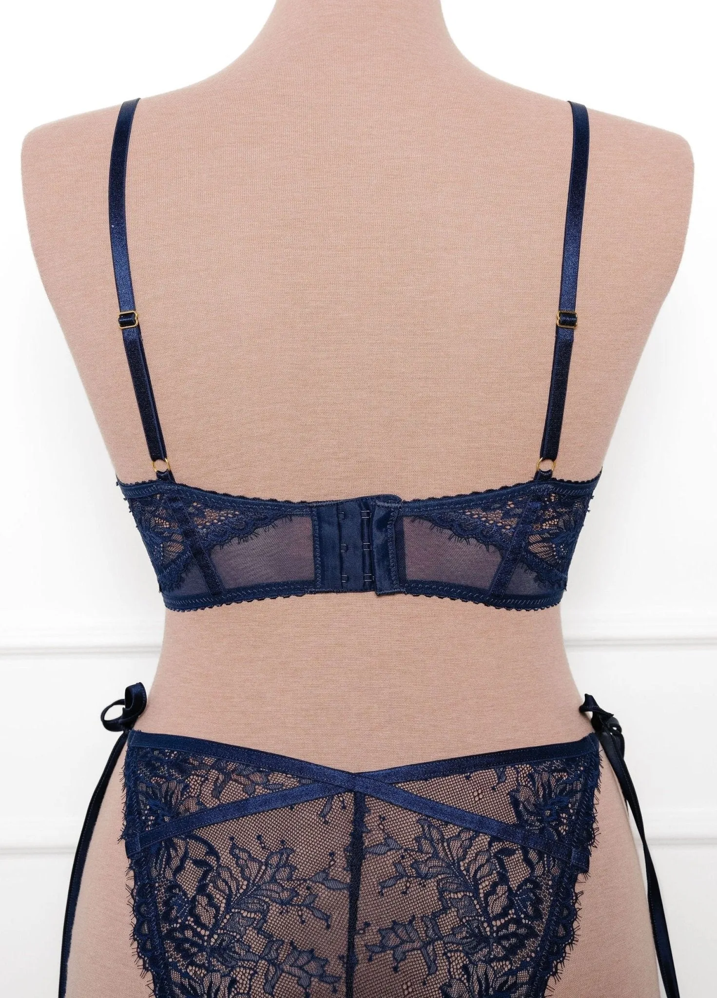 Lacy Underwire Cupless Corset - Navy