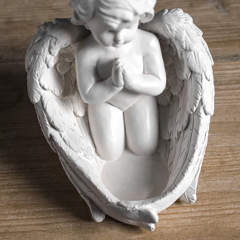 Old European Resin Girl With Wings Angel Model Ornaments Decorate The Girl's Window